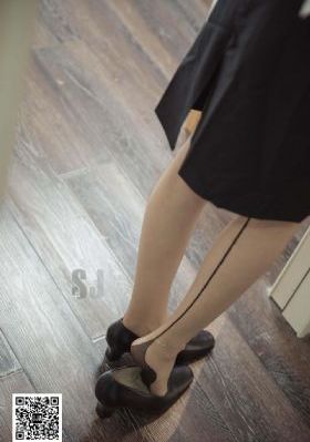 动漫美女穿液体丝袜图_HD迅雷电影在线