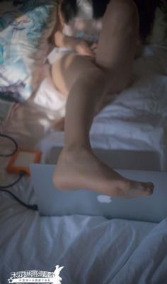 欧美黑吊大战白妞欧美大片_高清完整在线观看