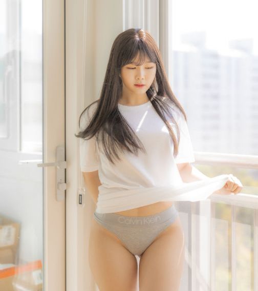 18岁在线观看日本www_BDHD在线观看