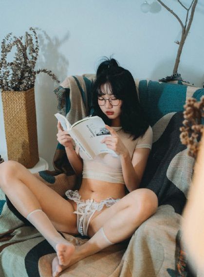 老妓女叫床租话对白_BD英语在线视频播放