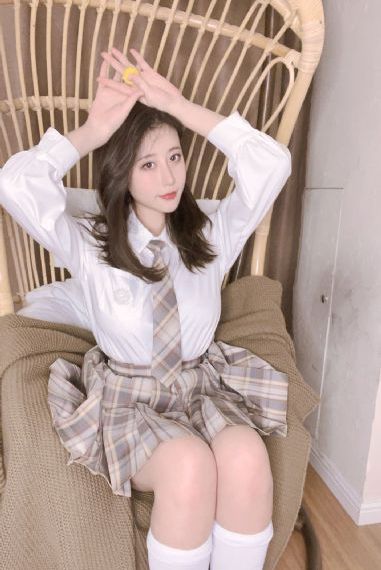 大量老熟女偷拍视频老女人_BD英语在线播放观看