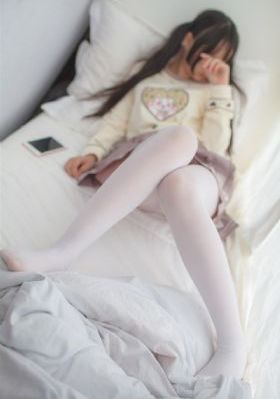大学生扒开粉嫩喷白浆www_电影无删减版