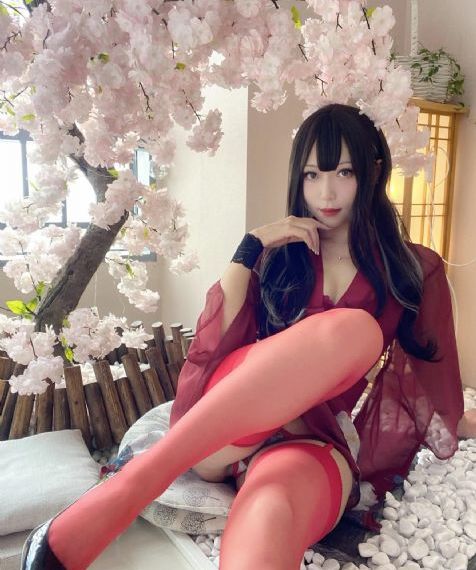 美女自慰自拍黄片_剧情片日本电影免费