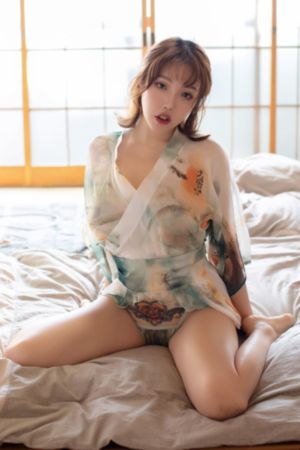 在大巴车被陌生人吸奶头_手机免费观看